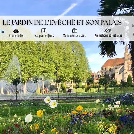 Apartment Charme & Vue Imprenable - Face Au Jardin De L'eveche *
