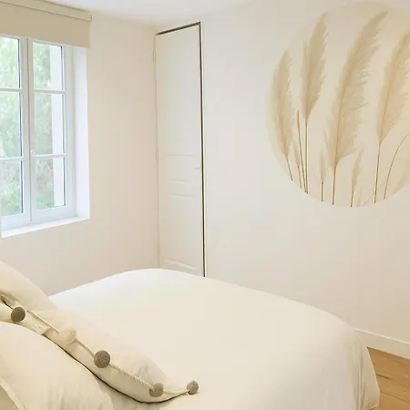 Charme & Vue Imprenable - Face Au Jardin De L'eveche Apartment Lisieux