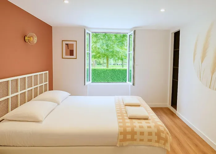 Charme & Vue Imprenable - Face Au Jardin De L'eveche Lisieux